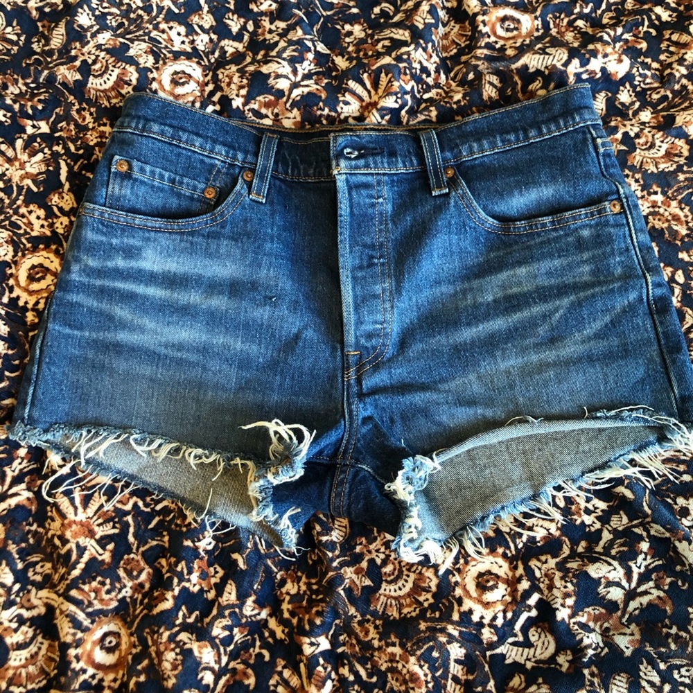 LEVI’S 501 women’s shorts